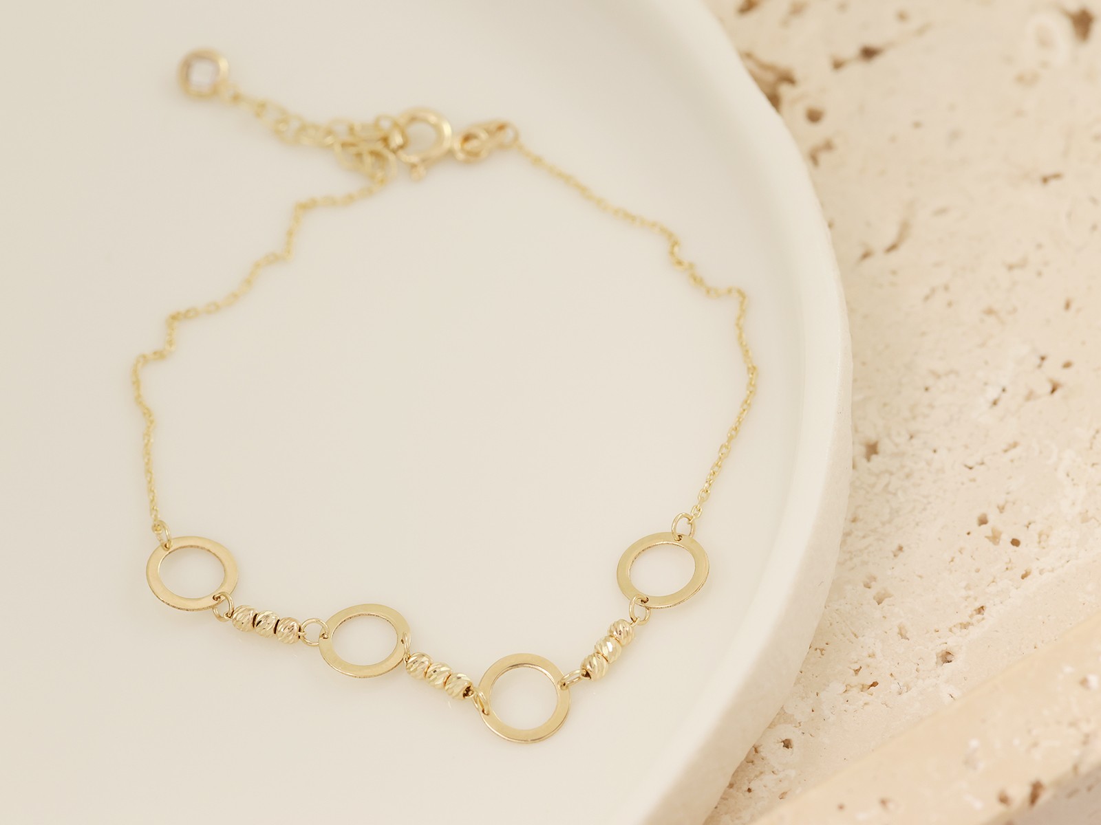 Złota bransoletka kółeczka pr (2)
