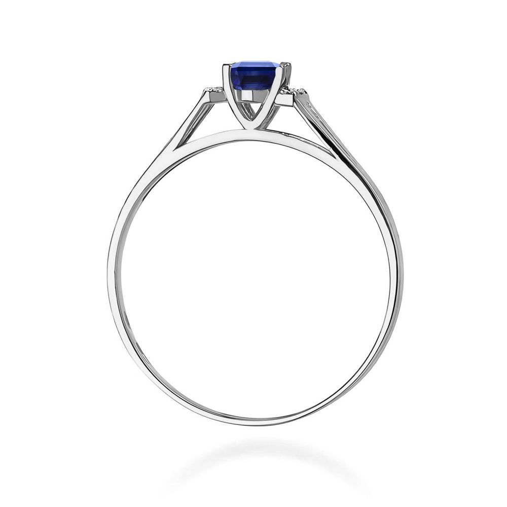 Pierścionek z szafirem 0,70 ct i brylantami, białe złoto 585