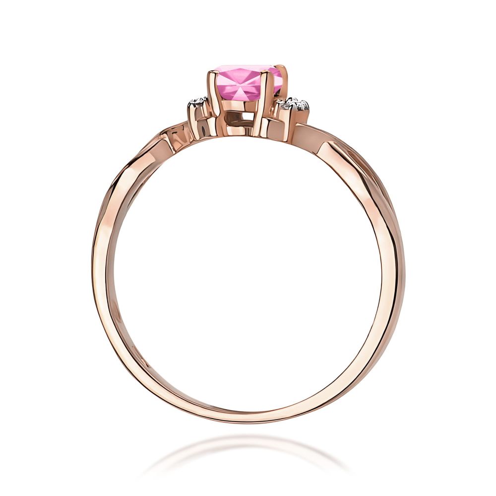 Pierścionek z różowym szafirem 0,45 ct i brylantami, różowe złoto 585