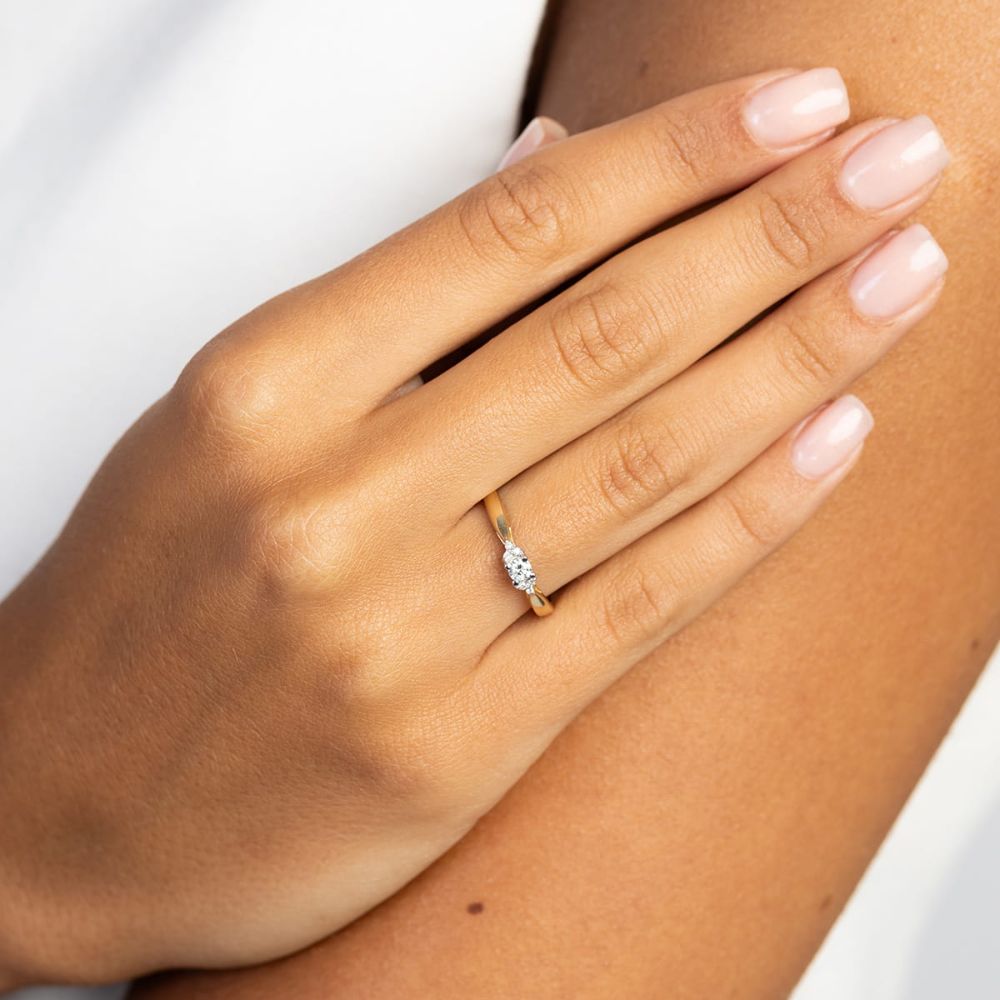 Pierścionek z diamentem laboratoryjnym 0,13 ct, żółte złoto 585