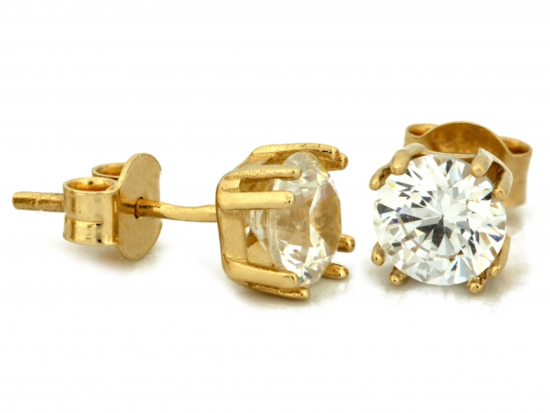 Kolczyki złote na sztyfcie z cyrkonią próba 375 – złoto próby 375, 1,86 g | Infinnity
