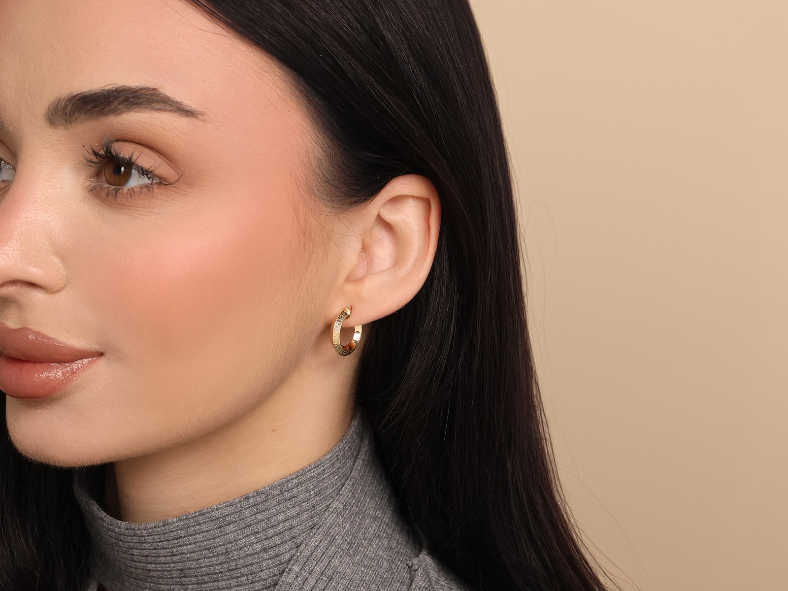 Kolczyki złote kółka małe z drogą grecką 18mm próba 585 – złoto próby 585, 1,95 g | Infinnity