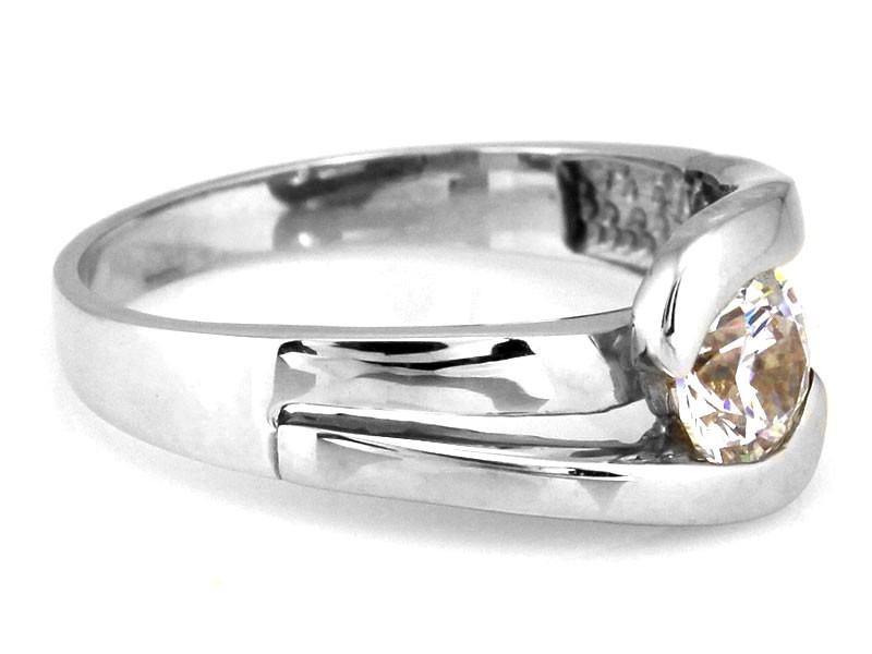 Elegancki pierścionek z białego złota próba 585 – złoto próby 585, 3,13 g | Infinnity